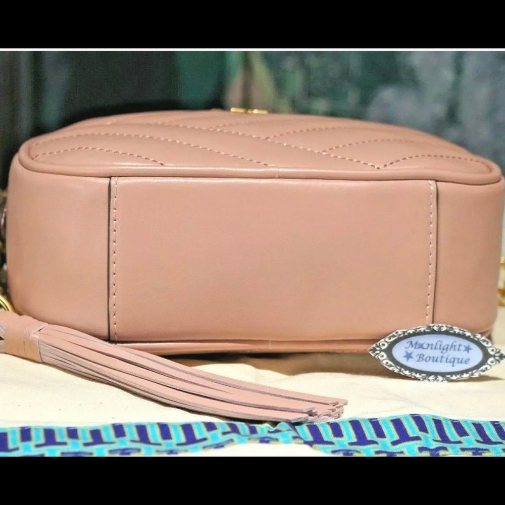Tory Burch Kira Chevron Camera Crossbody Bag Pink - Picture 4 of 9